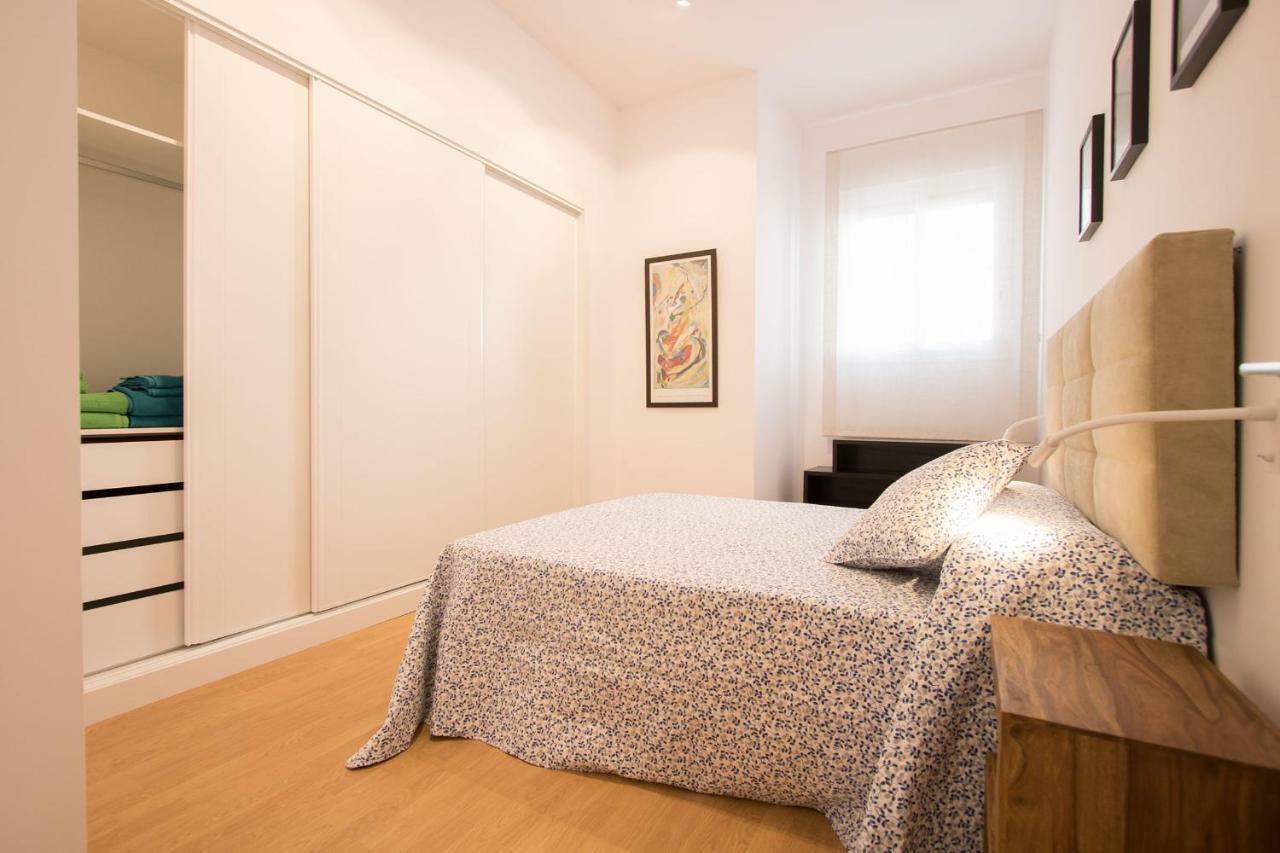 Murallas De Sevilla Apartamento Con Garaje 4 Pax Exteriör bild