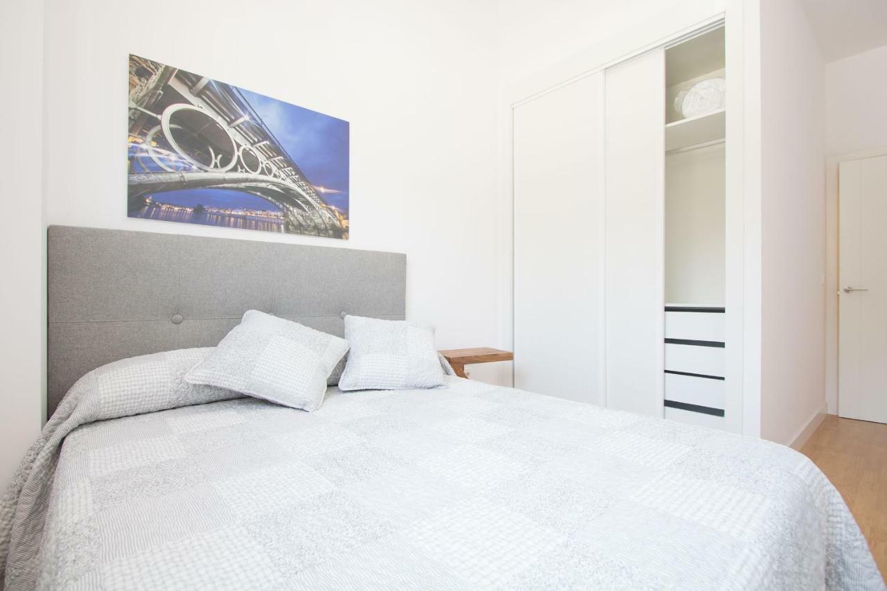 Murallas De Sevilla Apartamento Con Garaje 4 Pax Exteriör bild