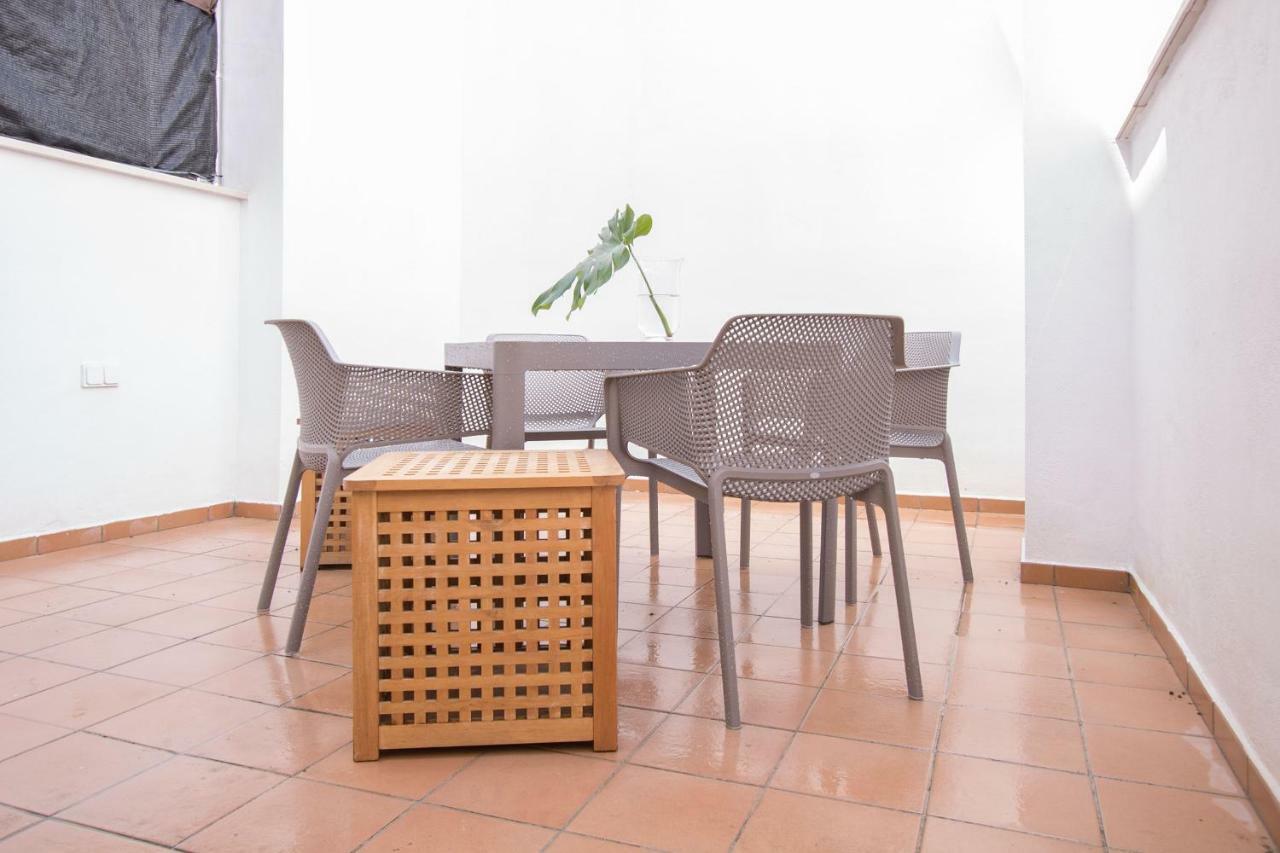Murallas De Sevilla Apartamento Con Garaje 4 Pax Exteriör bild