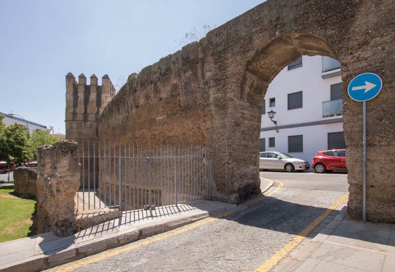 Murallas De Sevilla Apartamento Con Garaje 4 Pax Exteriör bild